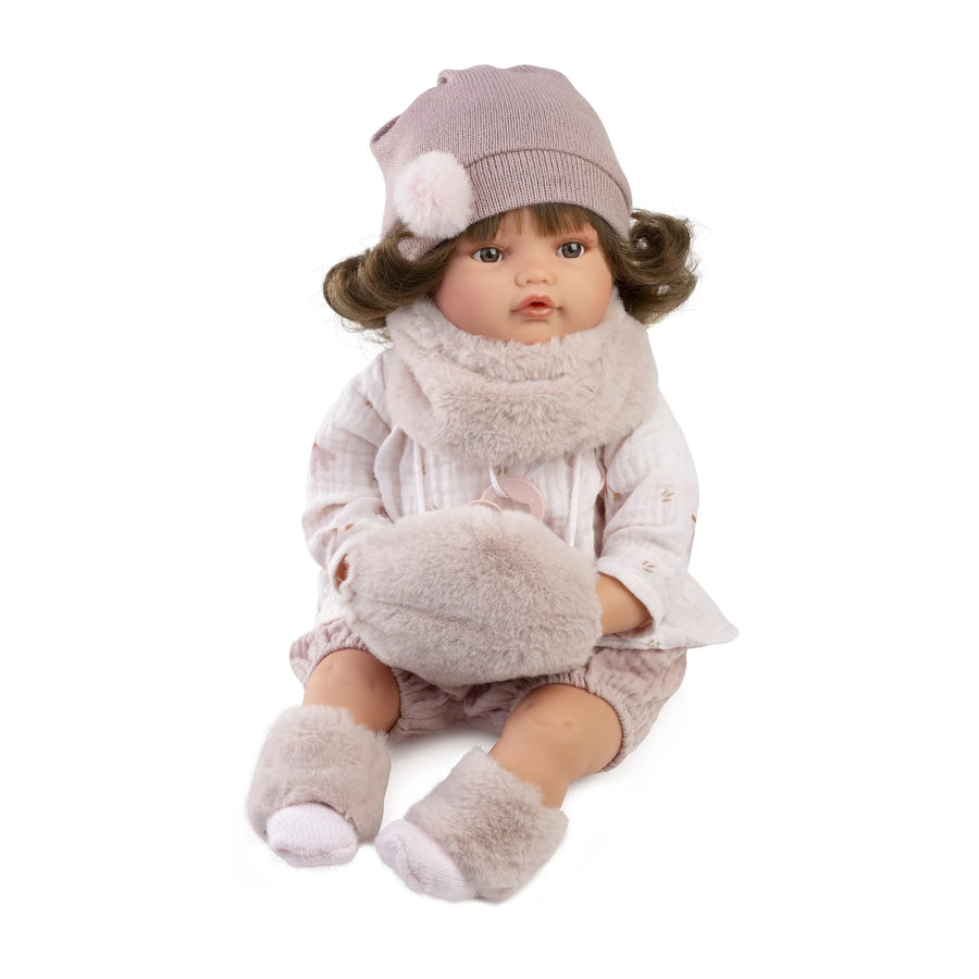 Muñeca Beni invierno con gorro y calientamanos (vista 3)