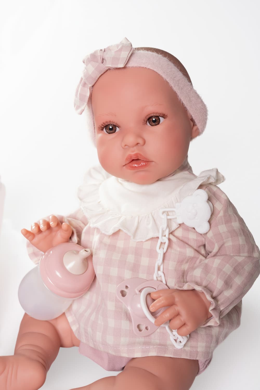 Recién Nacida Erika con cambiador rosa