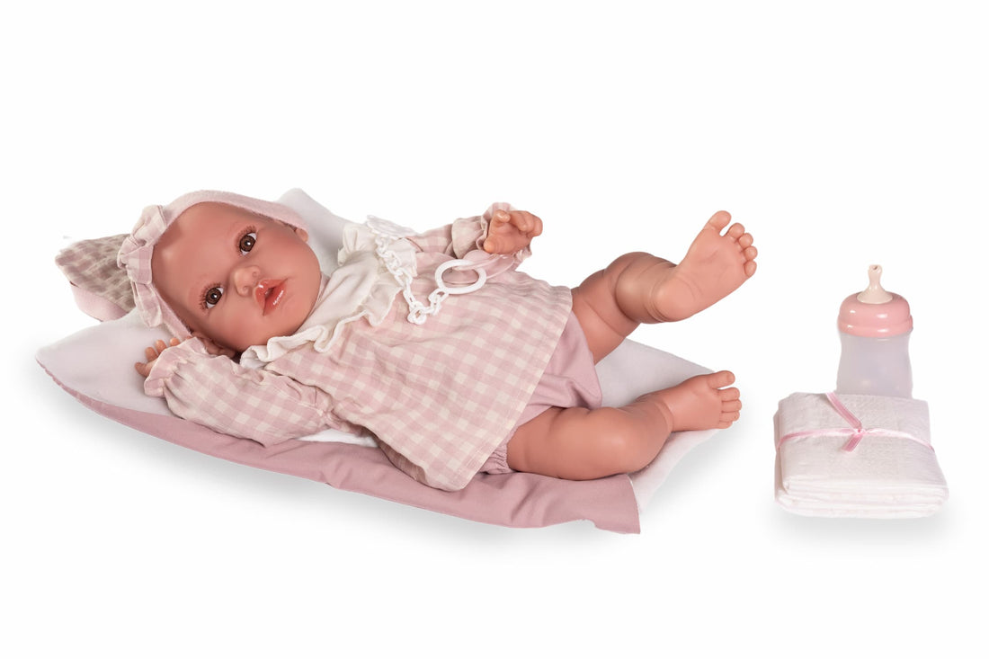 Recién Nacida Erika con cambiador rosa