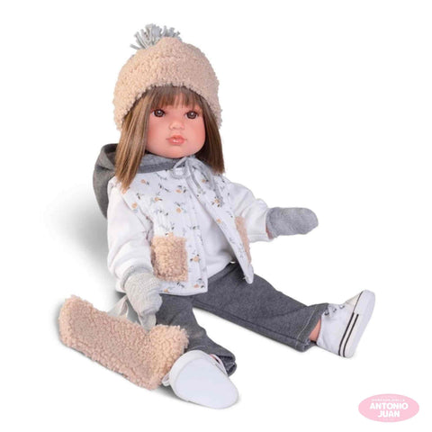 Muñeca Bella urban con chaleco de 45 cm de Antonio Juan, muñeca fashion para vestir y peinar