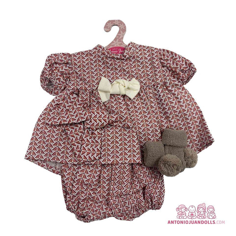 Conjunto Vestido Zigzag Burdeos Calcetines Pompones 52cm - Ropa Muñeca Antonio Juan (91152-25015)