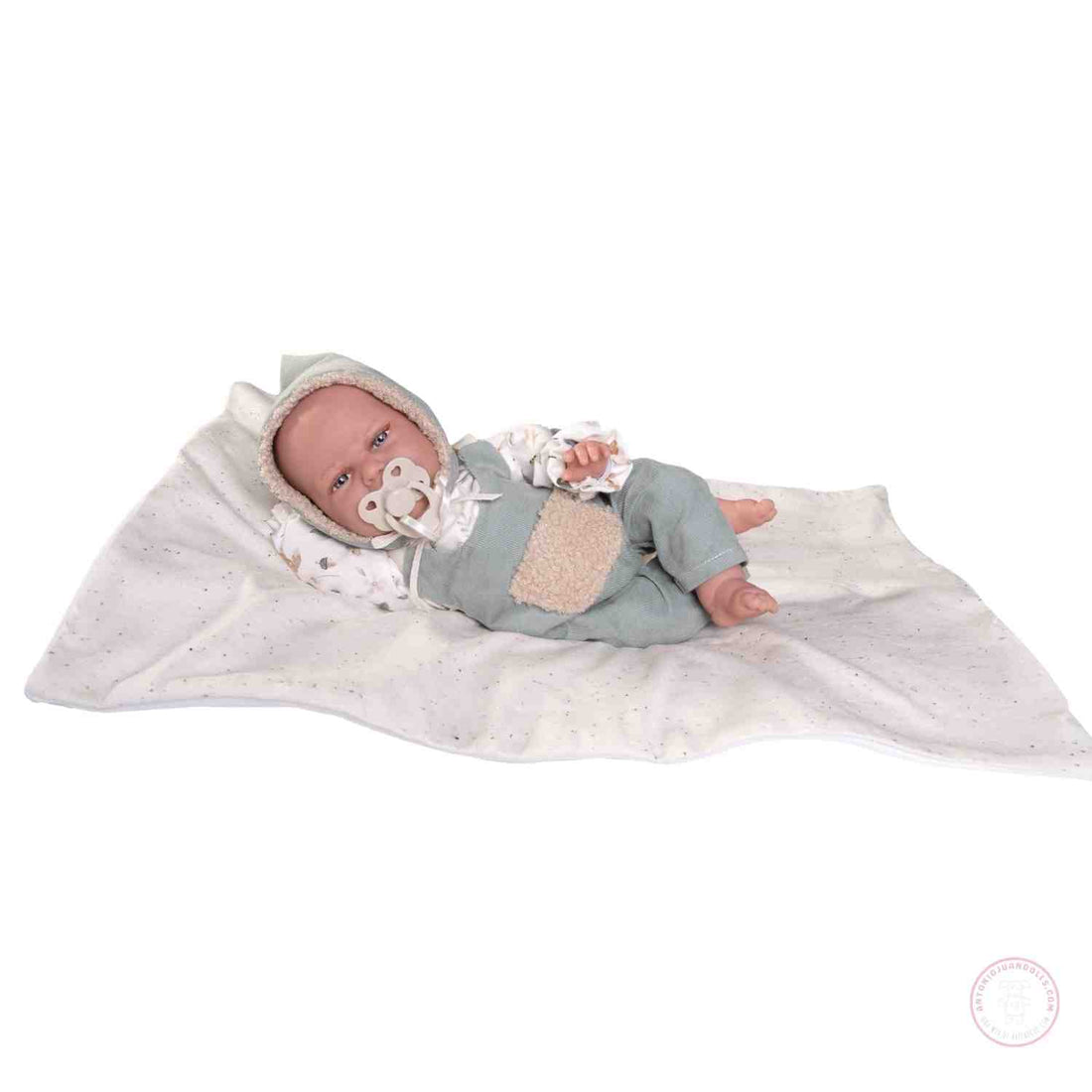 Muñeca recién nacida Clara con cuerpo blandito y mantita

