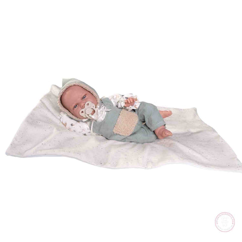 Clara 34 cm con peto de pana y chupete referencia 70404

