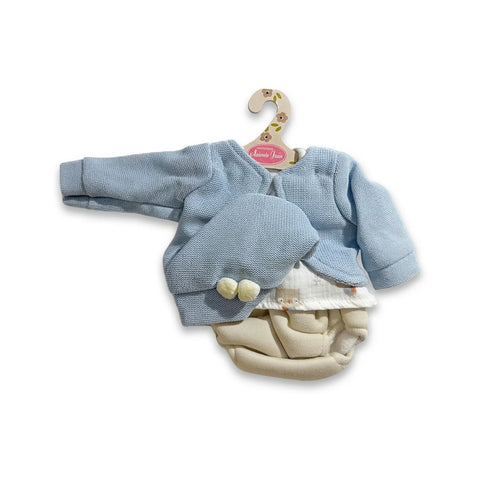 Conjunto para muñeca con chaqueta azul de punto, gorro con pompones y ranita beige para muñeca de 42 cm Antonio Juan (MAJ-91042-75)