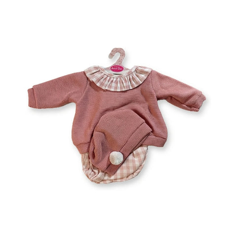 Conjunto de ropa de muñeca con jersey rosa, cuello de cuadros vichy, braguita y gorro con pompón para muñeca de 52 cm Antonio Juan (MAJ-91152-72)