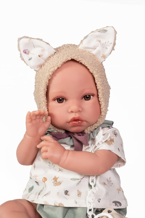 Muñeco Erik 42 cm cuerpo blando y vinilo con capota de orejas

