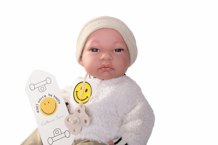 Muñeco Tonet 33 cm con gorrito y skate

