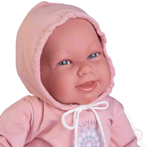 Primer reborn para niños con ropa deportiva y accesorios de juego simbólico

2