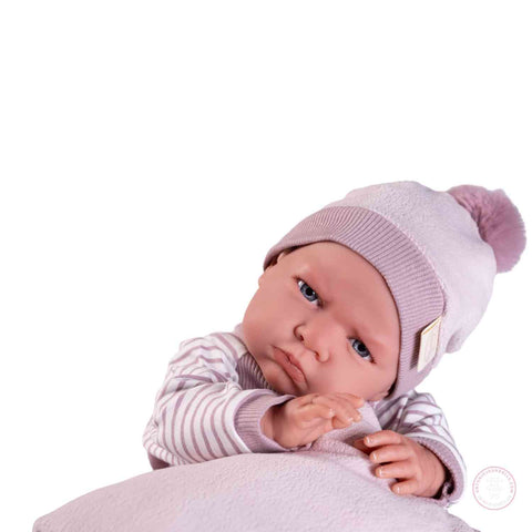 Reborn 52 cm con cuerpo blandito y gorro

