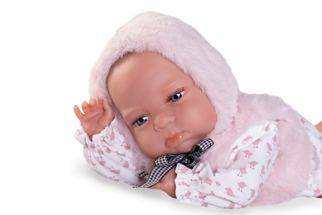 muñeca tufi con chaleco rosa antonio juan

