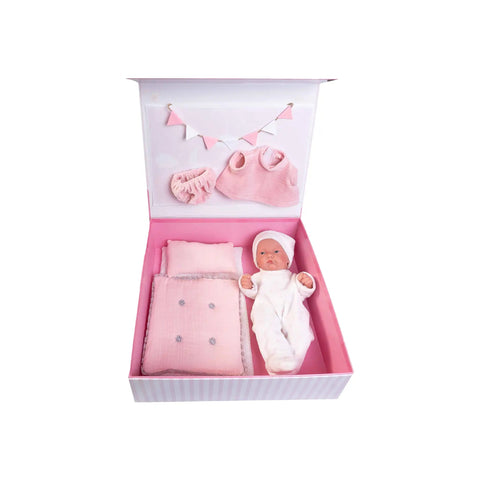 Pitu maletín con camita y vestidos (84094) - Muñecas Antonio Juan