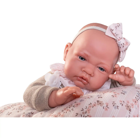 Recién Nacida con cojín de lactancia (33116) - Muñecas Antonio Juan